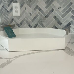 Kate and Laurel Hexagon Decorative Tray